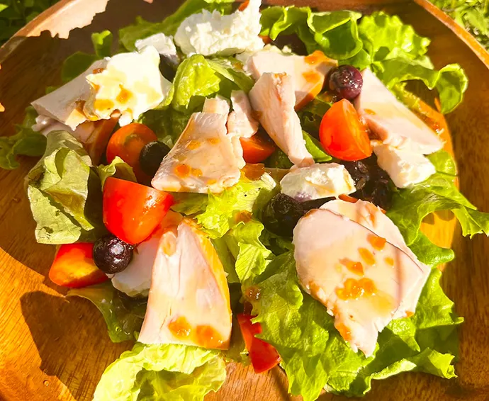 トリコロールサラダ