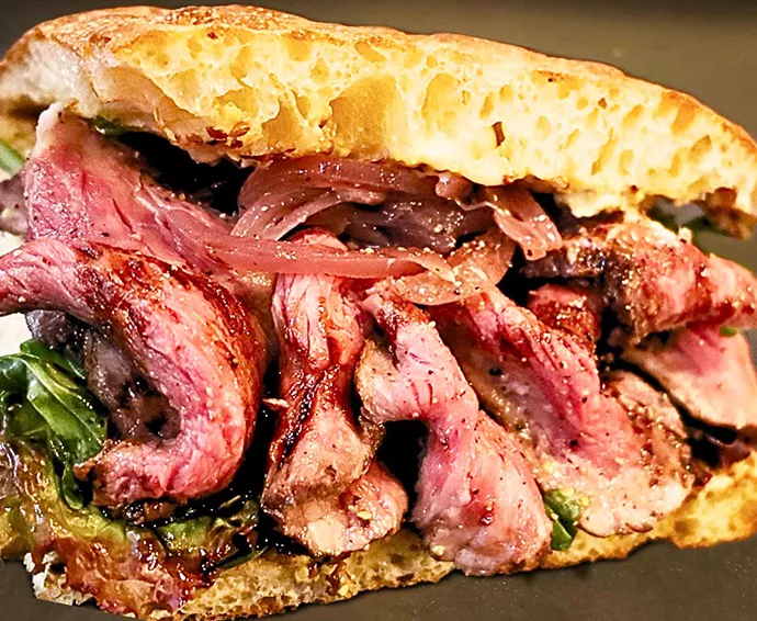 パニーノ ローストビーフ