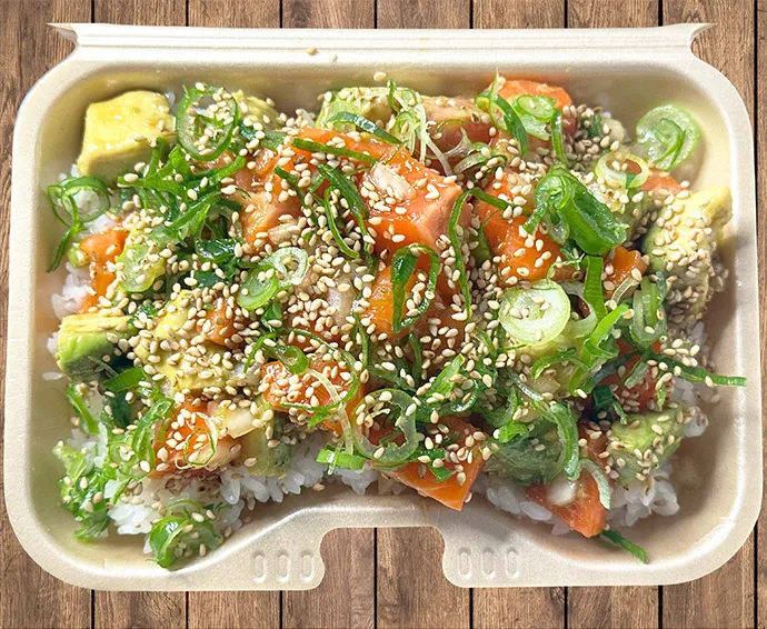 ハワイアンサーモンポケ丼