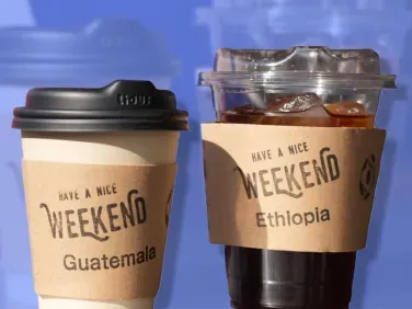 ホットコーヒーとアイスコーヒーのスタジアムグルメ