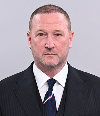 Yokohama F.Marinos name Steve Holland as its new manager