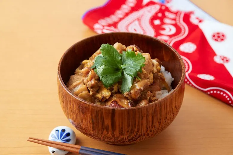 試合後の定番「焼き鳥親子丼」