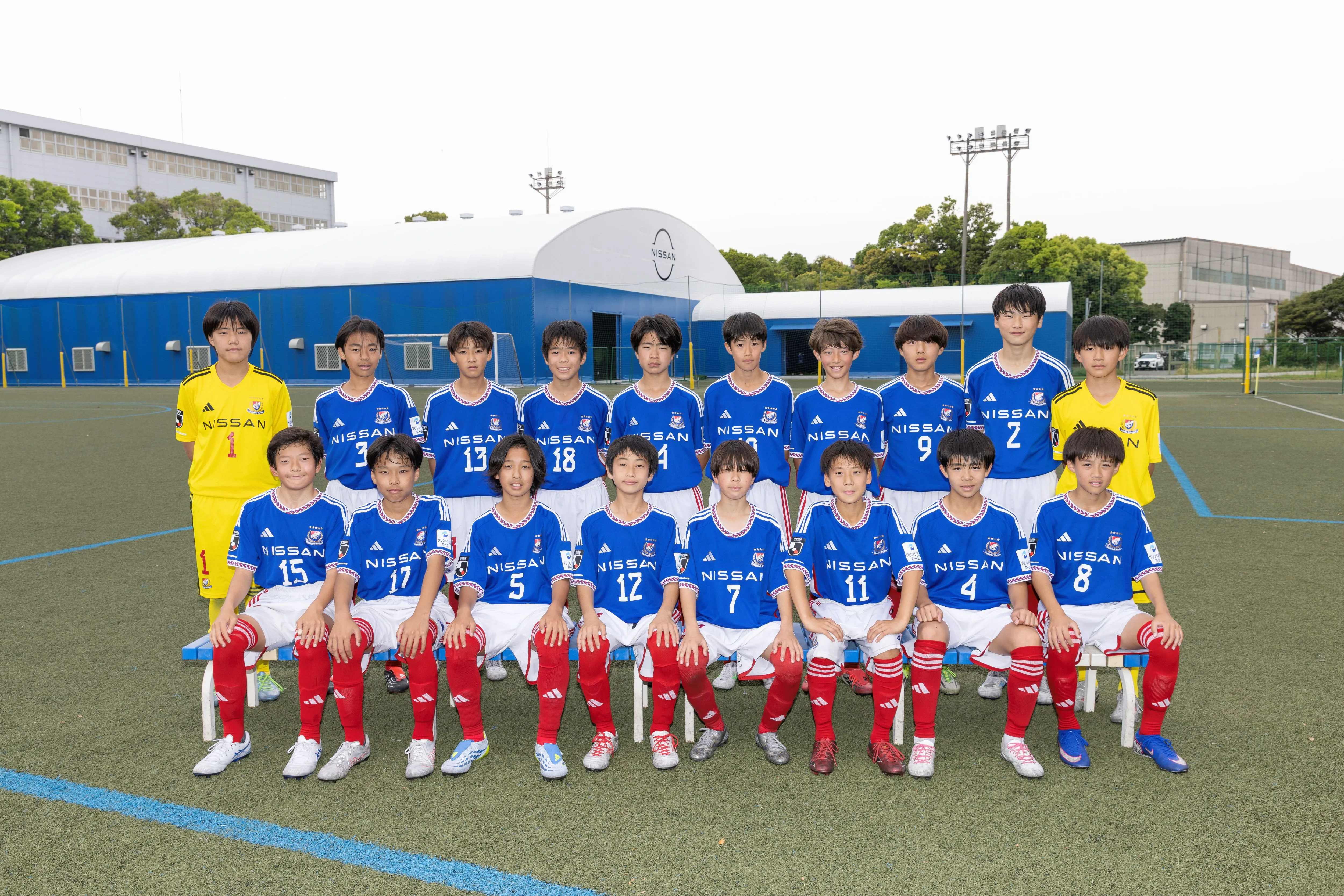 U-13 の画像