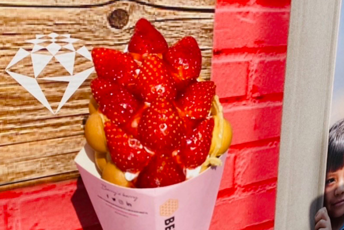 ストロベリーバブルワッフル