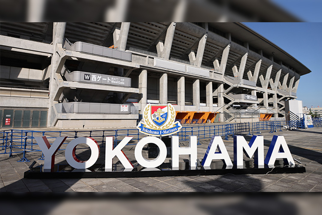 YOKOHAMA巨大モニュメント