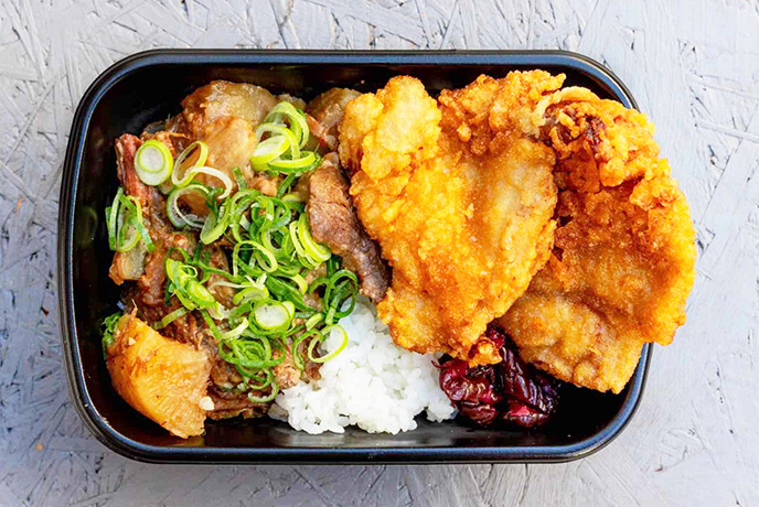 赤ねこコンボ丼