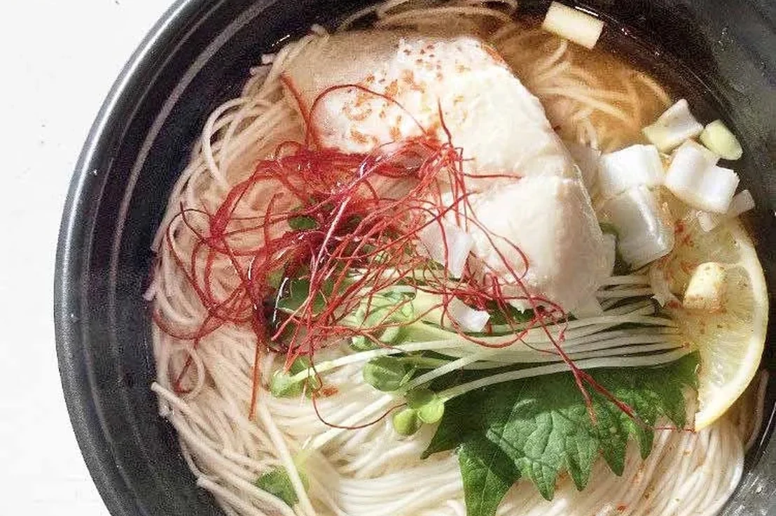 やみつき旨辛そうめん